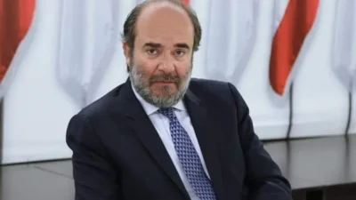جورج عقيص